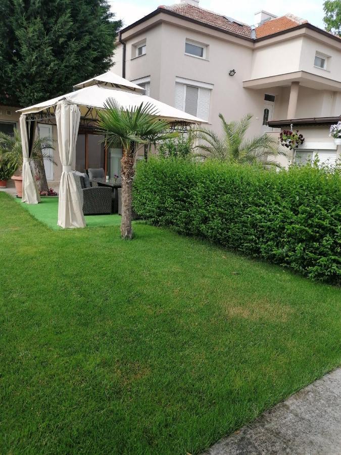 Villa Ros Guest House Svilengrad Exterior foto
